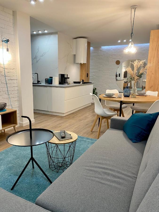 IX Pietro - 9Th Floor Apartment In كاتوفيتسه المظهر الخارجي الصورة