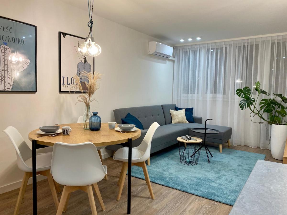IX Pietro - 9Th Floor Apartment In كاتوفيتسه المظهر الخارجي الصورة